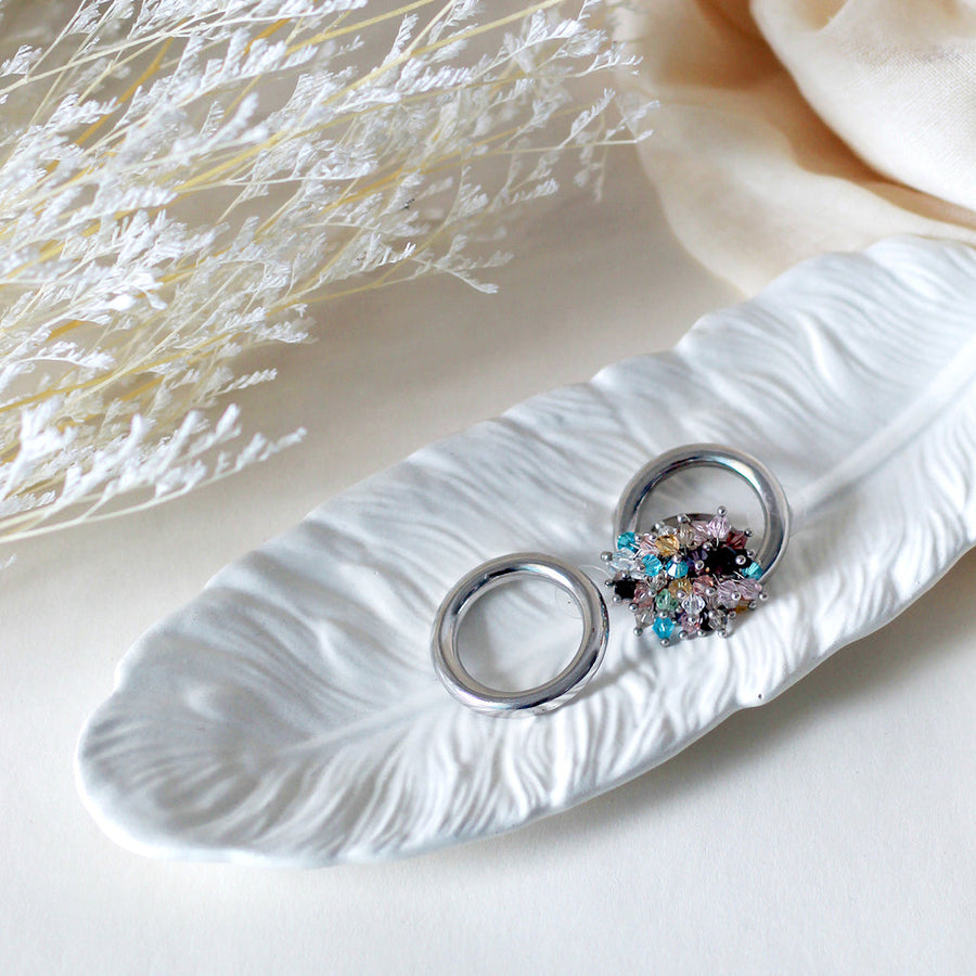 FEATHER TRAY