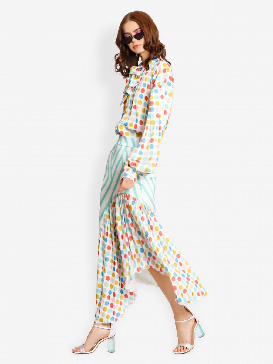 CURVE PLEATED SKIRT