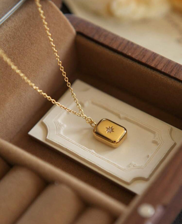 Rectangular Pointed star Necklace