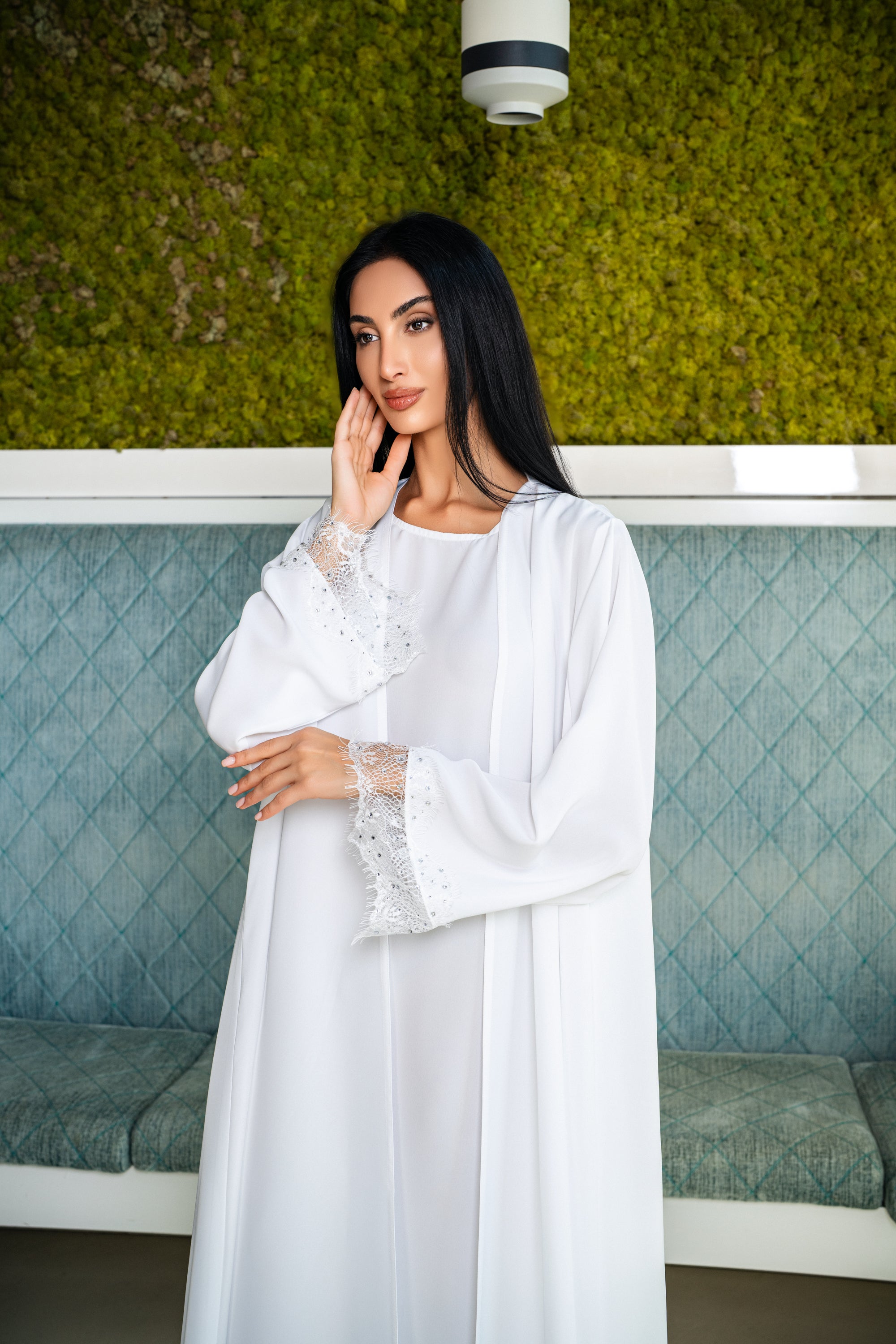 white abaya dress Buy Kefiyyeh Crafted from textured satin BEYOU WHITE ABAYA LACE DETAILS