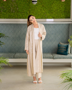 BEYOU EMBROIDERED LINEN BEIGE TRAVEL SET WITH SLIT ON THE SIDE