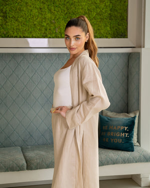 BEYOU EMBROIDERED LINEN BEIGE TRAVEL SET WITH SLIT ON THE SIDE